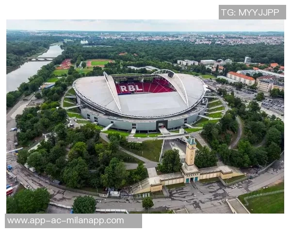 特纳谈锦标赛球场感受称其比黄色场地更让人舒适