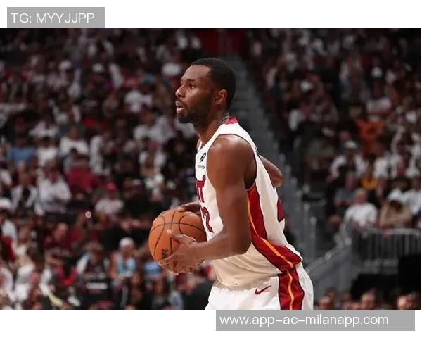 维金斯表现平平10投5中仅得13分盖帽展现潜力但仍需提升状态