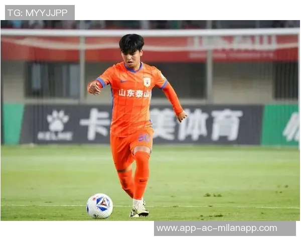 20岁彭啸中乙赛场展现锋芒三场梅开二度凌空爆射破门引关注 20岁彭啸中乙赛场展现锋芒三场梅开二度凌空爆射破门引关注